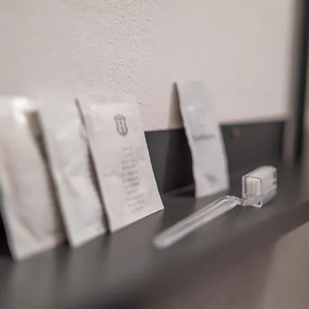 ホステル Luogo Comune *